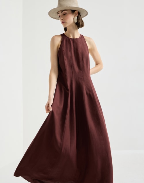 女性用カジュアルドレス、イブニングドレス、ジャンプスーツ