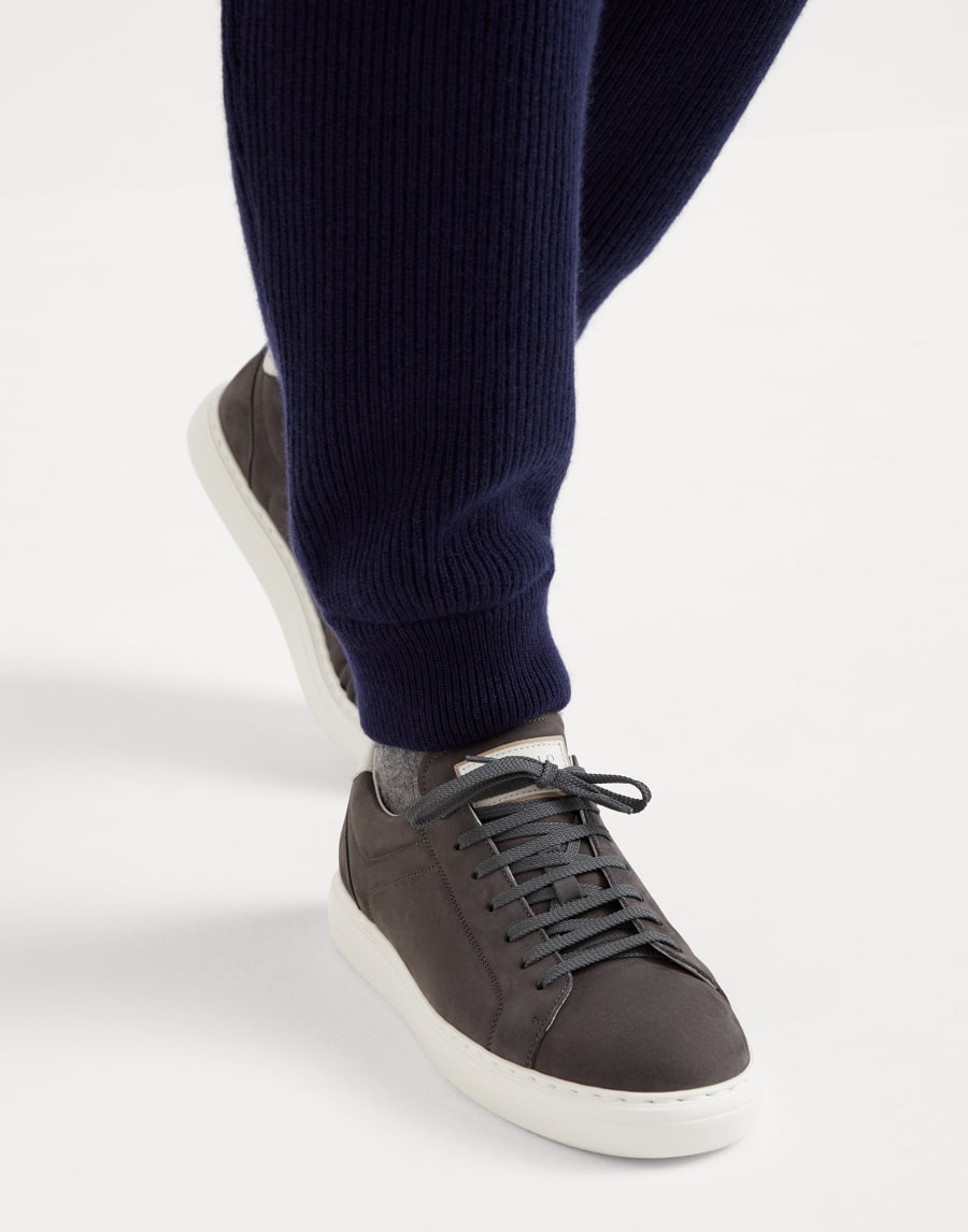 磨砂小牛皮胶底鞋 钢灰色 男款 - Brunello Cucinelli