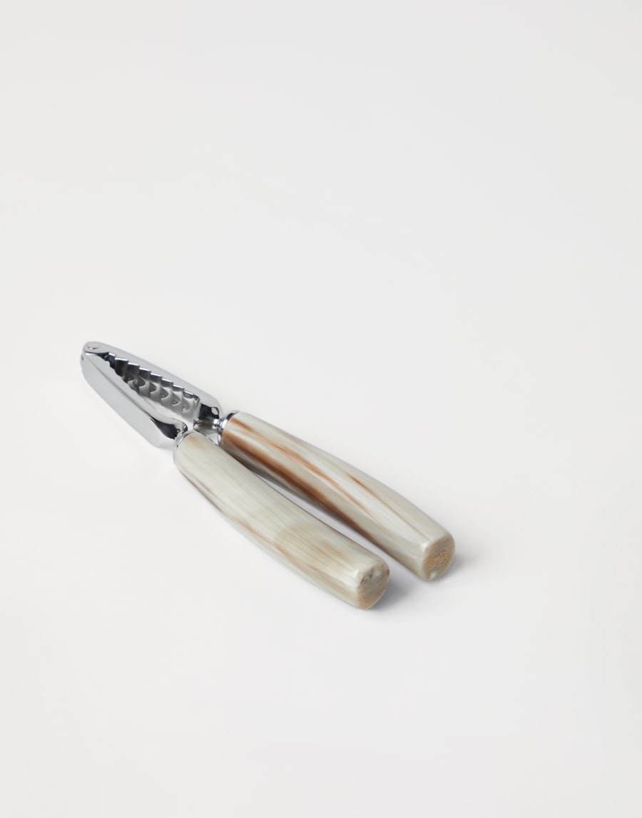 Nutcracker Natural Horn Lifestyle - Brunello Cucinelli