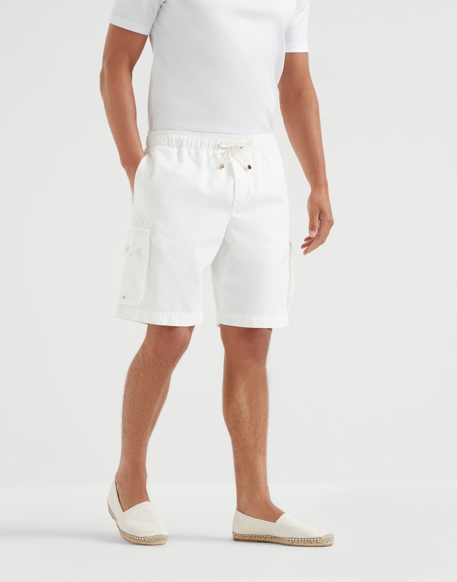 Bermuda con tasche cargo Neve Uomo - Brunello Cucinelli