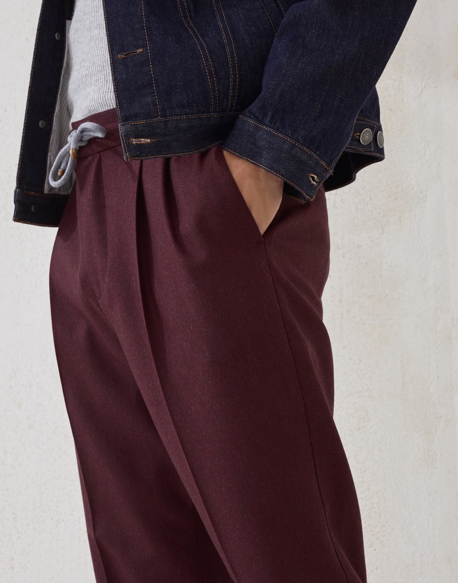 Trousers with double pleats and drawstring Bordeaux Man - Brunello Cucinelli