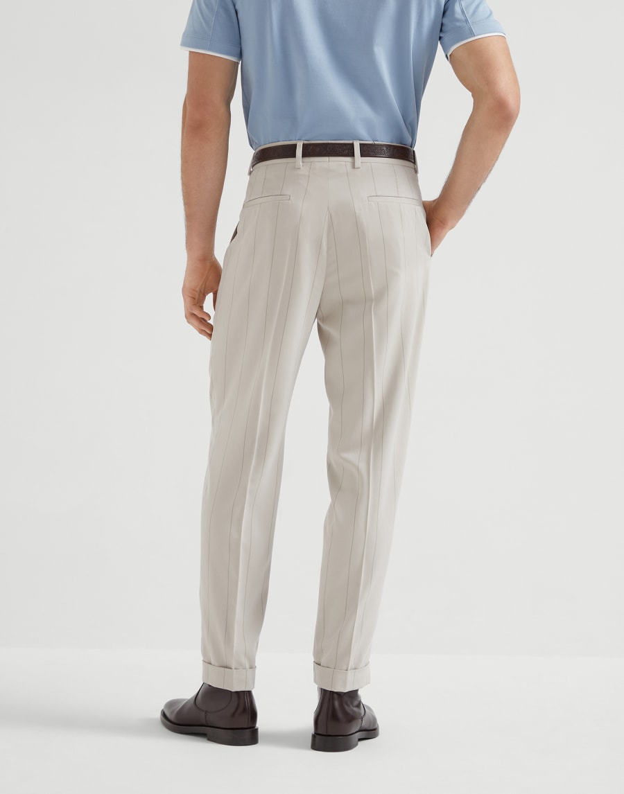 Leisure fit trousers with pleats Ivory Man - Brunello Cucinelli