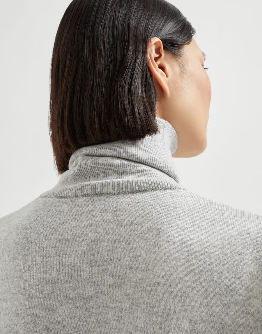 Cashmere sweater with monili Pebble Woman - Brunello Cucinelli