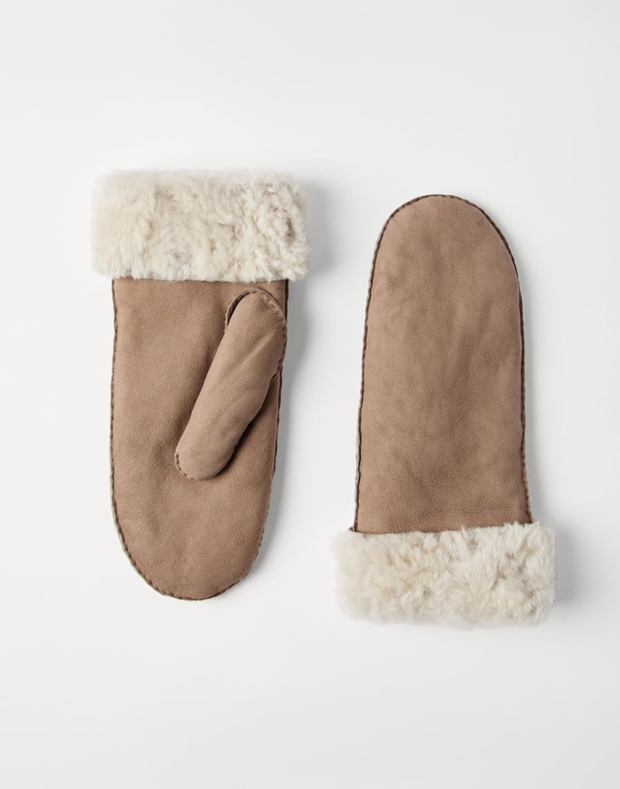 Fuzzy shearling mittens Hazelnut Woman - Brunello Cucinelli