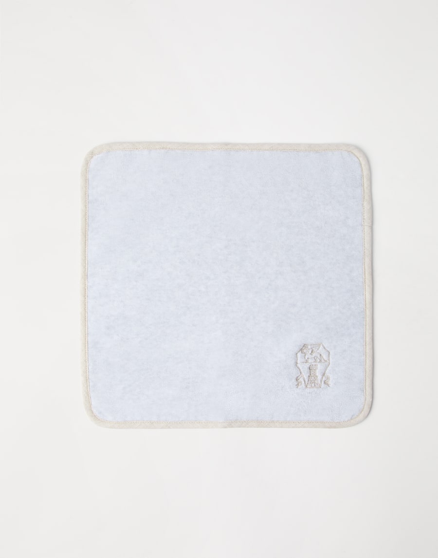Terrycloth hand towels Light Grey Lifestyle - Brunello Cucinelli