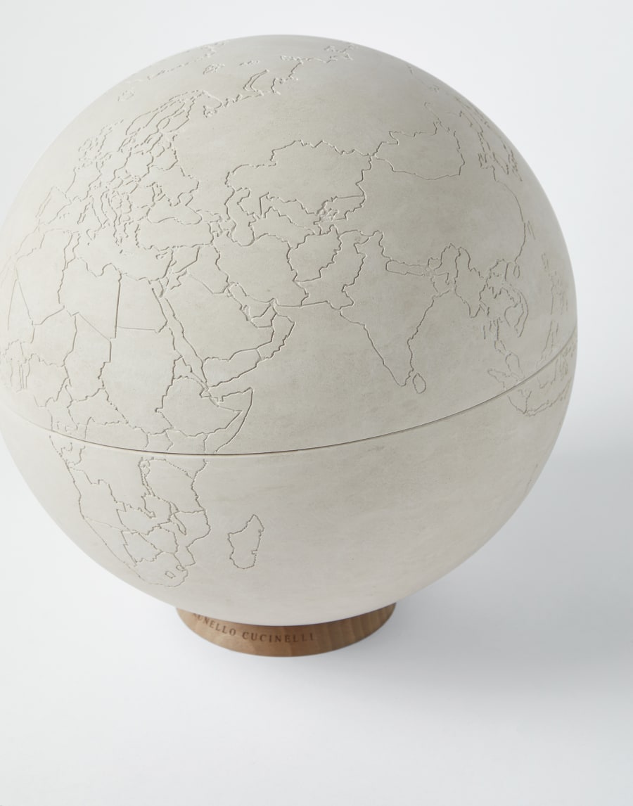Stone globe Natural Lifestyle - Brunello Cucinelli