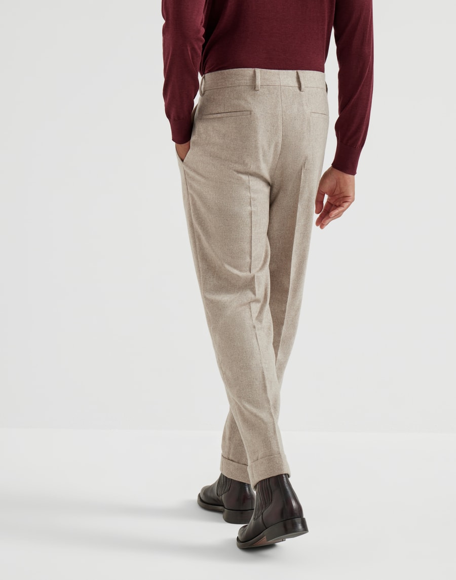 Leisure fit trousers with pleats Beige Man - Brunello Cucinelli