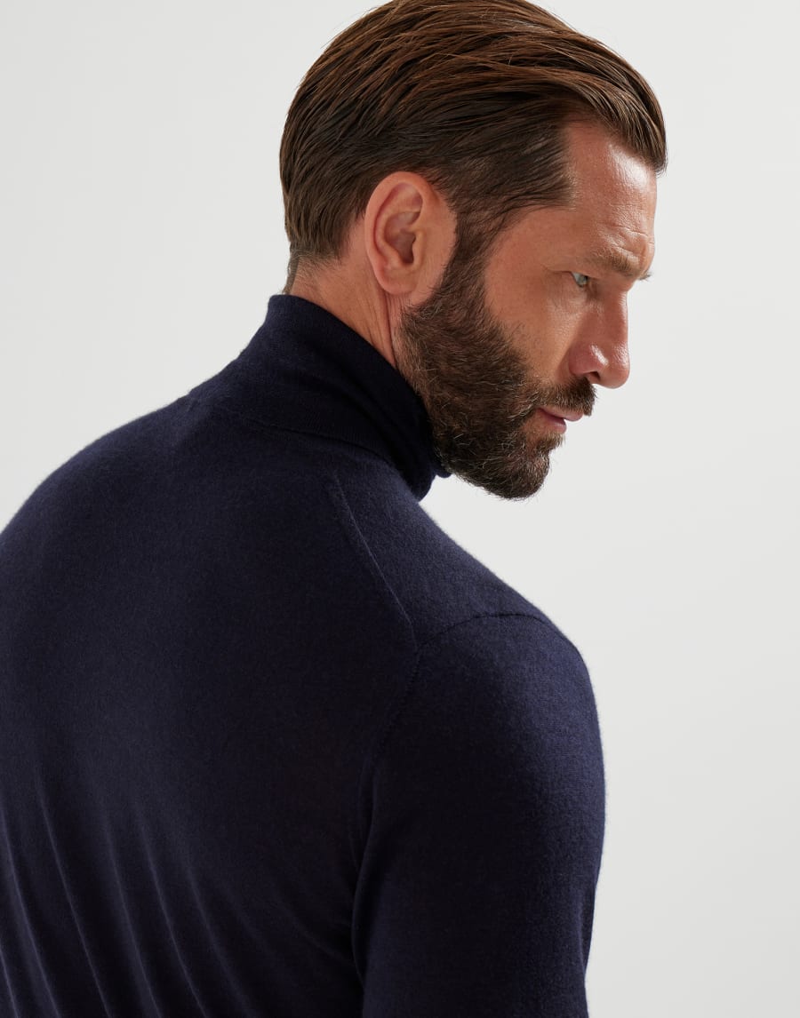 Cashmere and silk lightweight sweater Navy Blue Man - Brunello Cucinelli