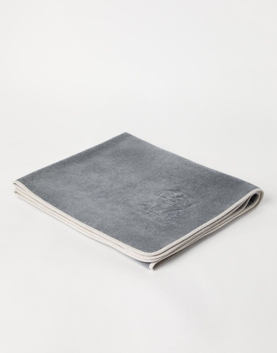 Terrycloth towel Medium Grey Lifestyle - Brunello Cucinelli