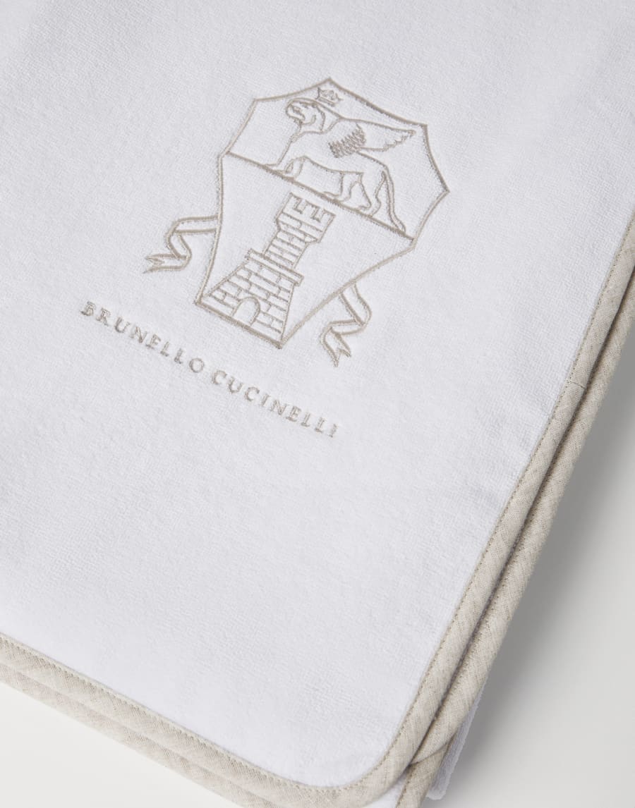 Terrycloth towel White Lifestyle - Brunello Cucinelli