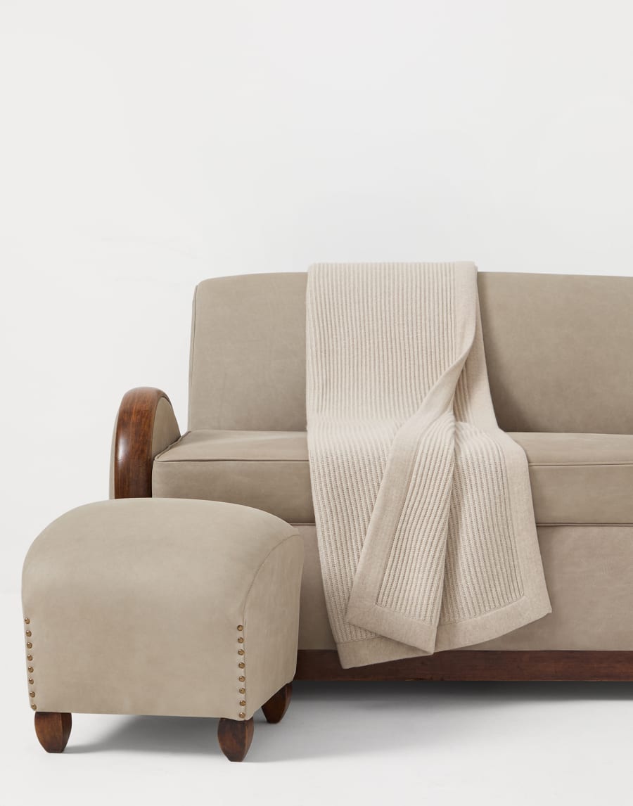 Coperta in cashmere Beige Lifestyle - Brunello Cucinelli