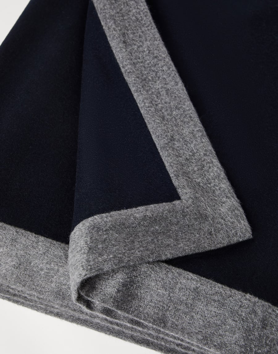 Cashmere throw with contrasting border Blue Lifestyle - Brunello Cucinelli