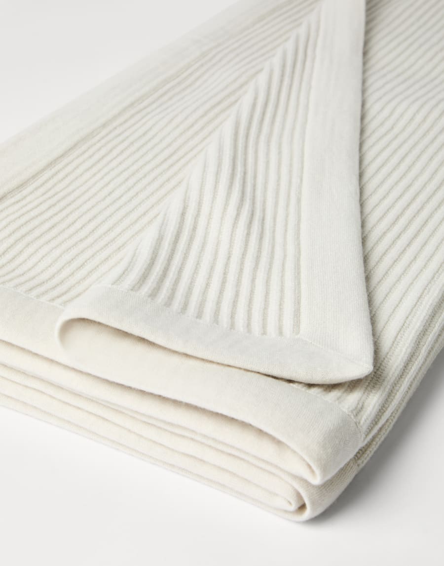 Cashmere throw Off-White Lifestyle - Brunello Cucinelli