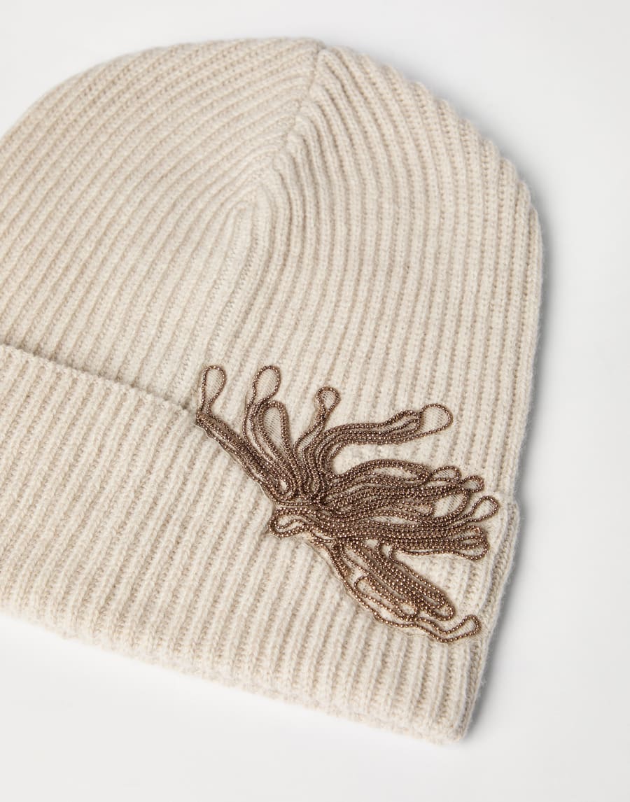 Cashmere knit beanie with monili Beige Woman - Brunello Cucinelli