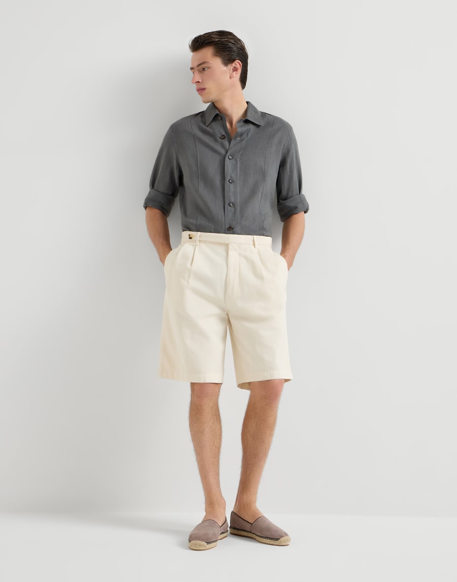 Bermuda shorts with pleats Off-White Man - Brunello Cucinelli