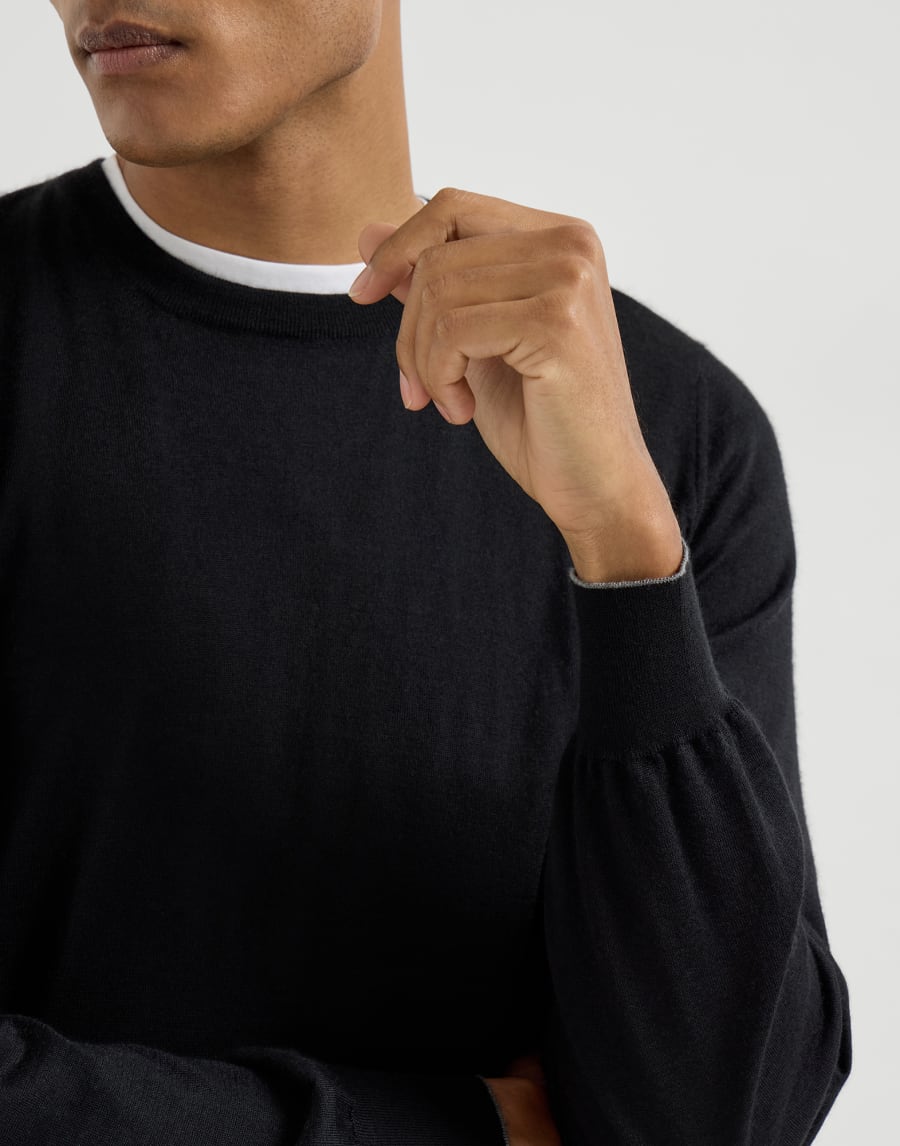 Cashmere and silk lightweight sweater Black Man - Brunello Cucinelli