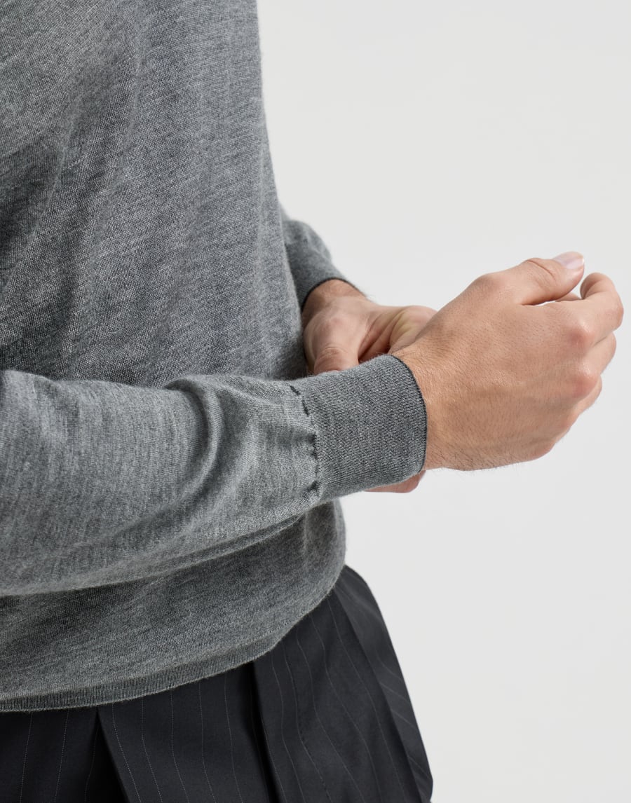 Cashmere and silk lightweight sweater Dark Grey Man - Brunello Cucinelli