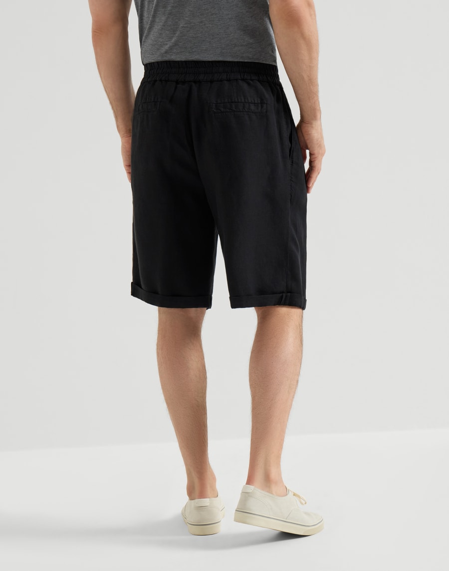 Gabardine Bermuda shorts Black Man - Brunello Cucinelli