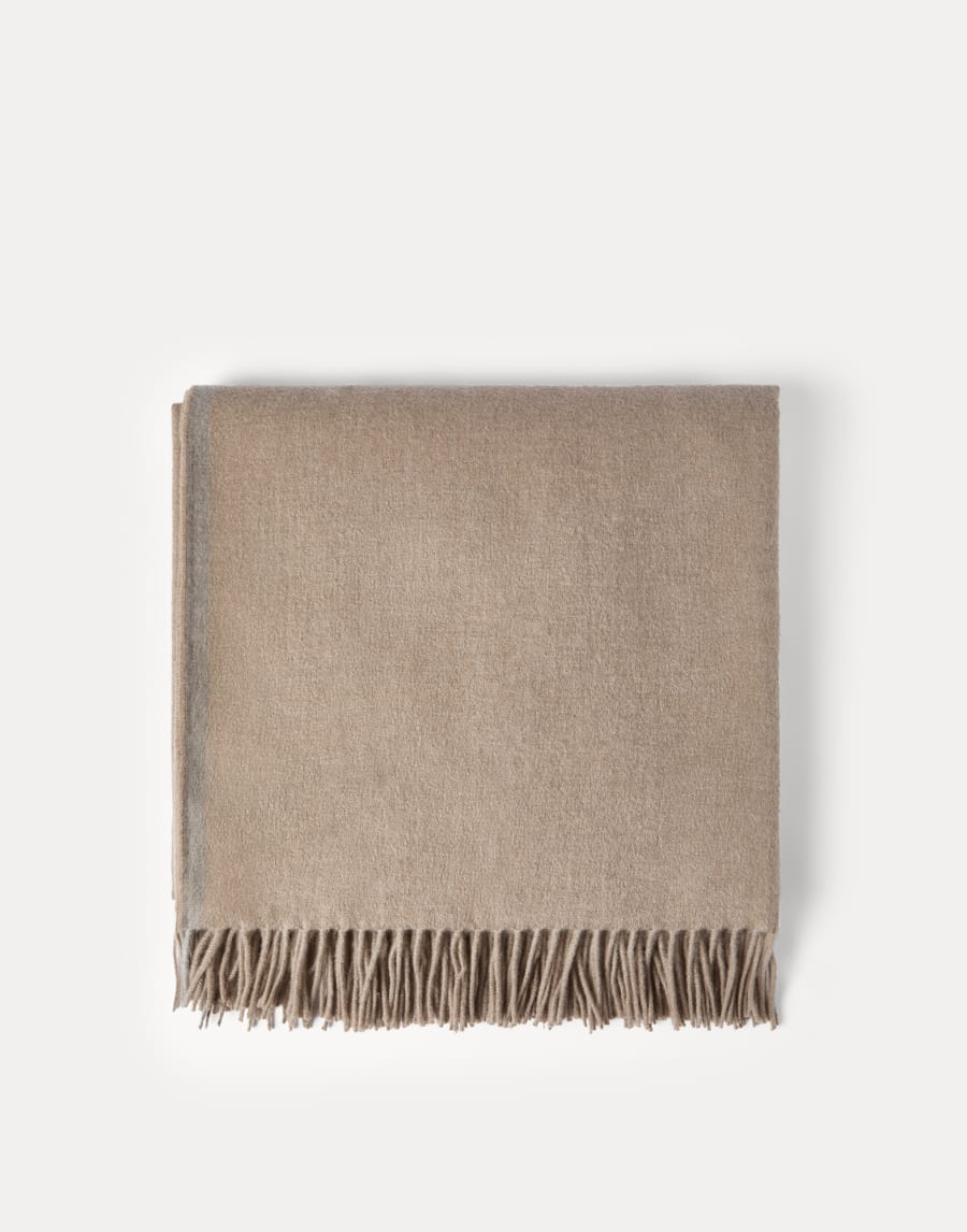 Cashmere throw Brown Lifestyle - Brunello Cucinelli