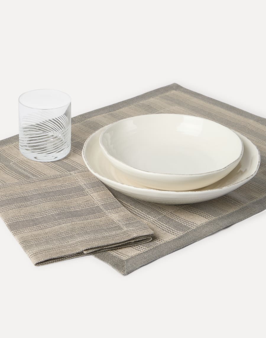 Striped linen placemat and napkin set Medium Grey Lifestyle - Brunello Cucinelli