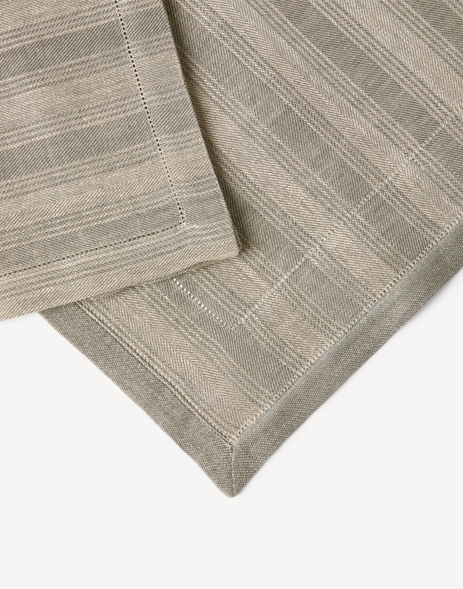 Striped linen placemat and napkin set Medium Grey Lifestyle - Brunello Cucinelli