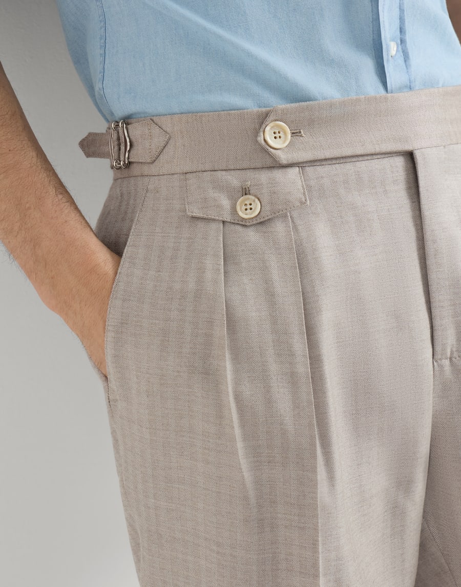 Trousers with double pleats and tabs Light Grey Man - Brunello Cucinelli