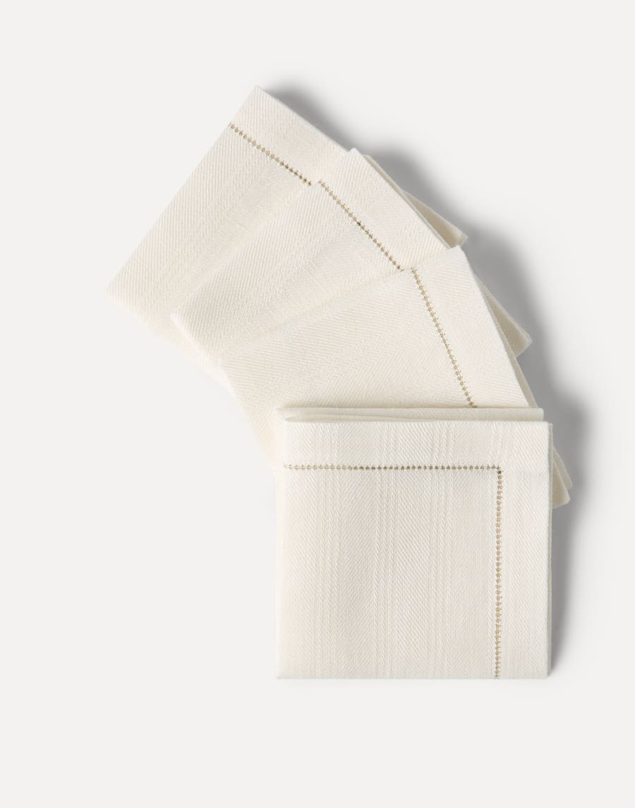 Chalk stripe linen 4-pc napkins set Buff Lifestyle - Brunello Cucinelli