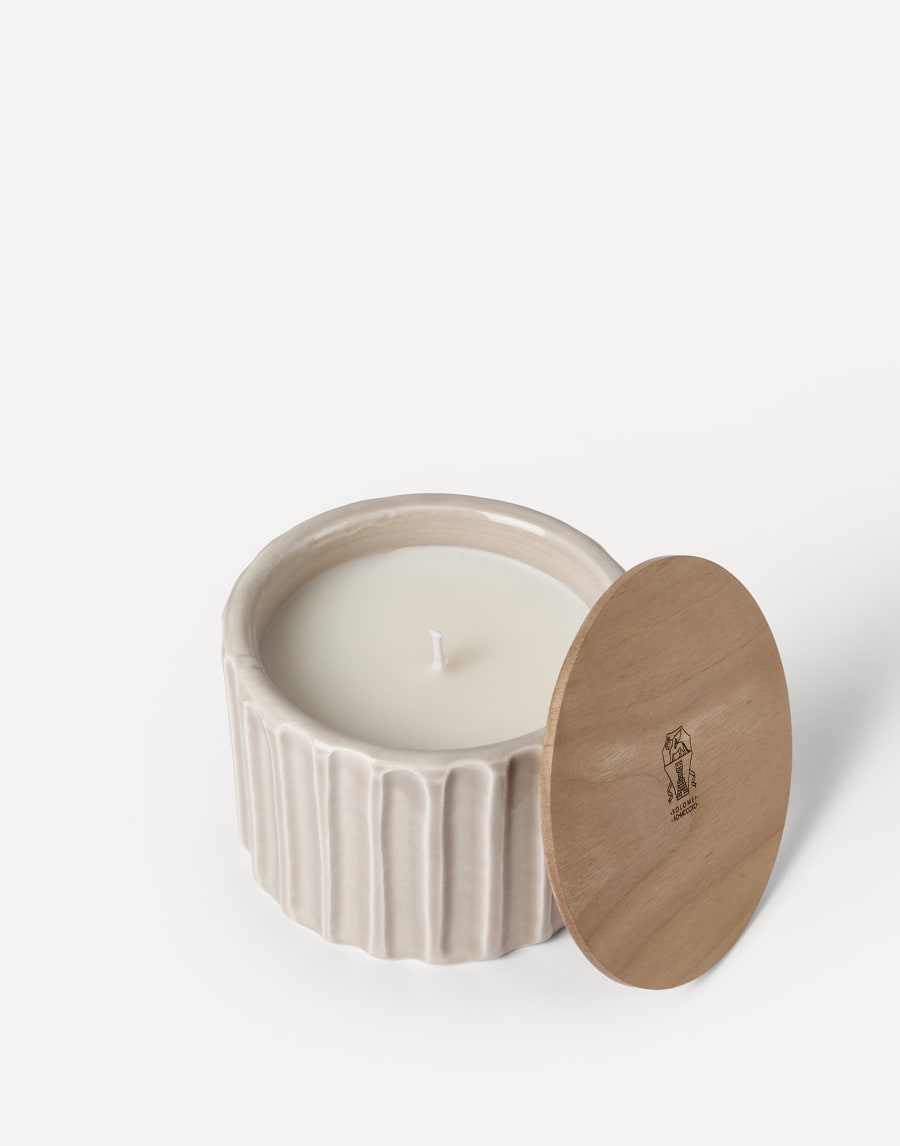 Small candle with walnut wood lid Beige Lifestyle - Brunello Cucinelli