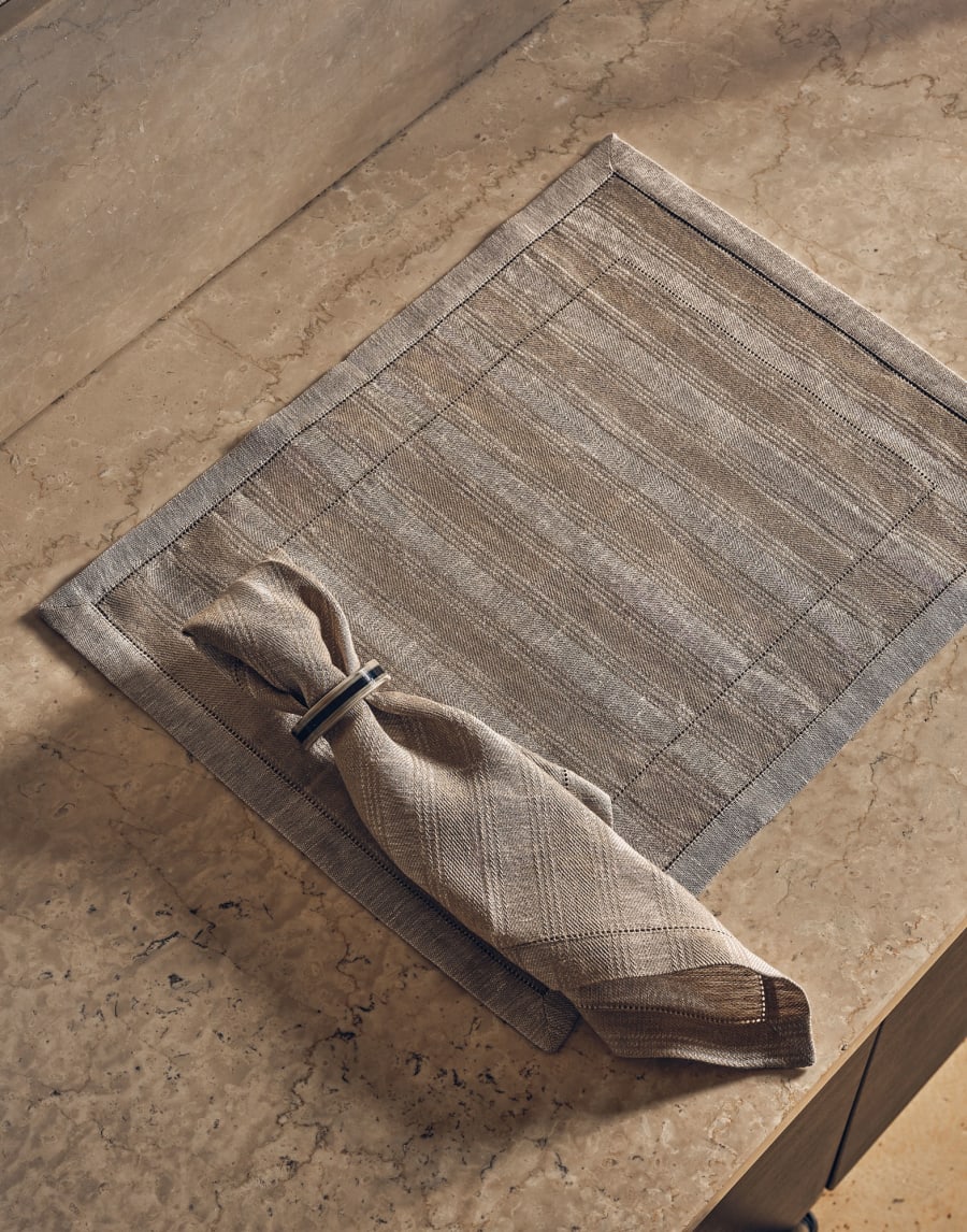 Striped linen runner and 2 napkins set Light Grey Lifestyle - Brunello Cucinelli