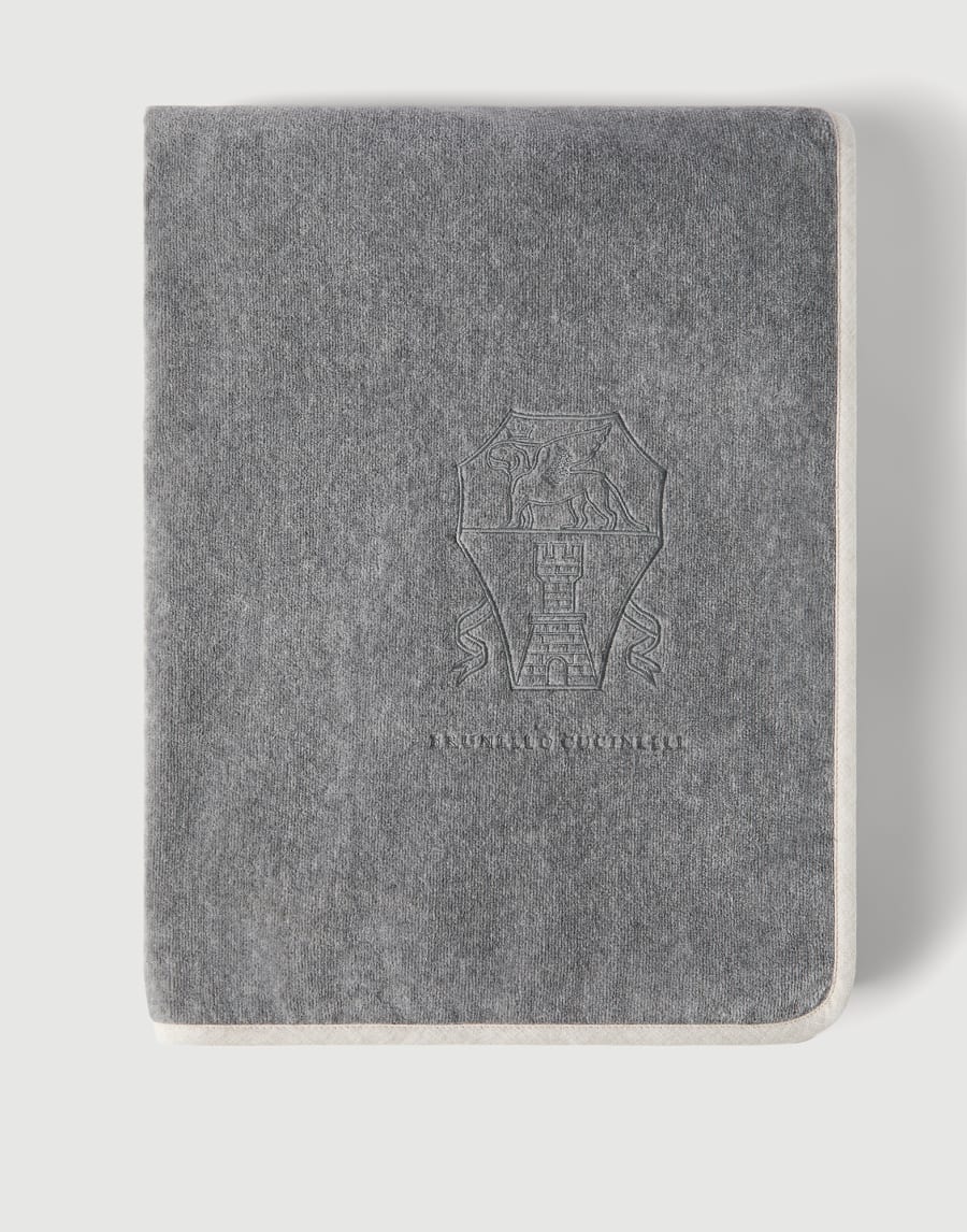 Terrycloth towel Medium Grey Lifestyle - Brunello Cucinelli