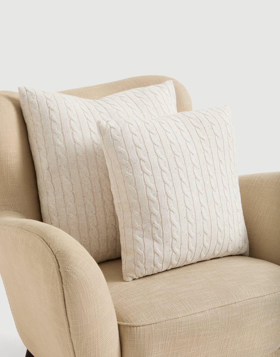 대즐링 케이블 니트 쿠션 오트 라이프스타일 - Brunello Cucinelli