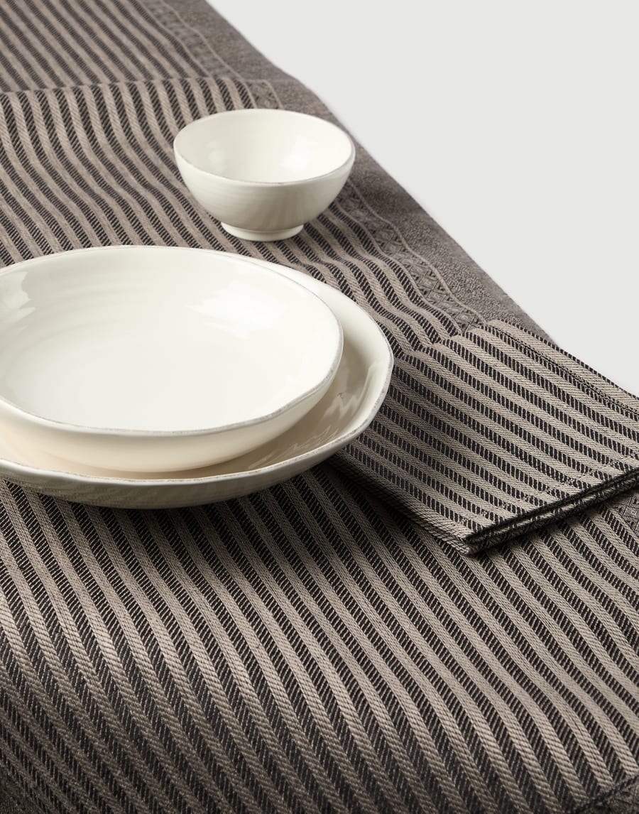 Runner and napkins set Dark Military Lifestyle - Brunello Cucinelli