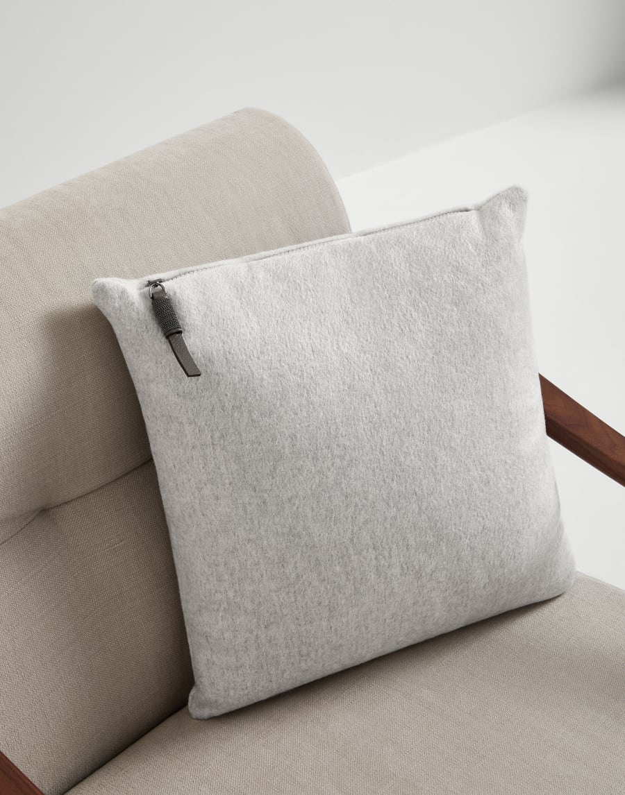 Подушка из кашемировой ткани бобрик Светло-Серый Стиль жизни - Brunello Cucinelli