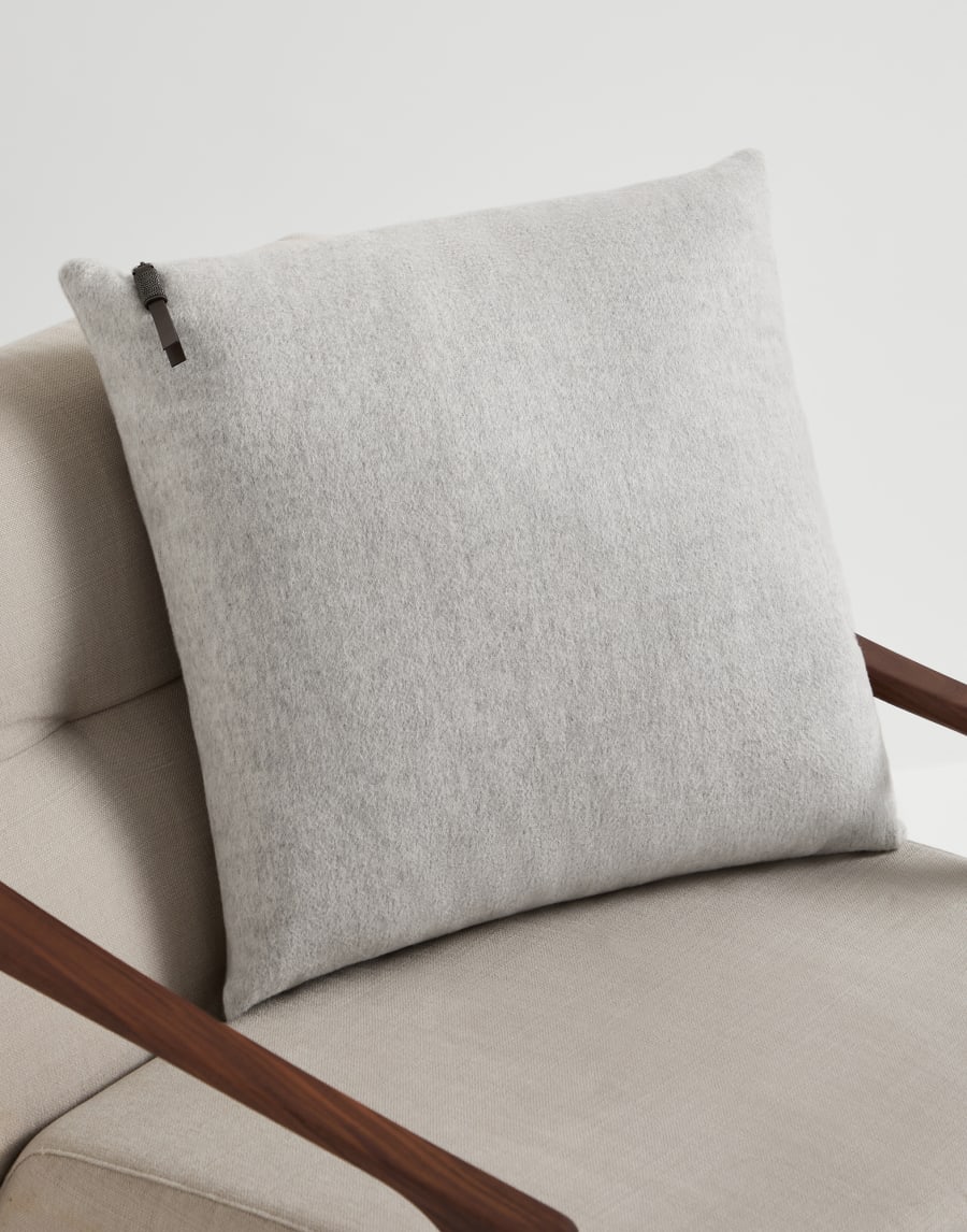 Подушка из кашемировой ткани бобрик Светло-Серый Стиль жизни - Brunello Cucinelli