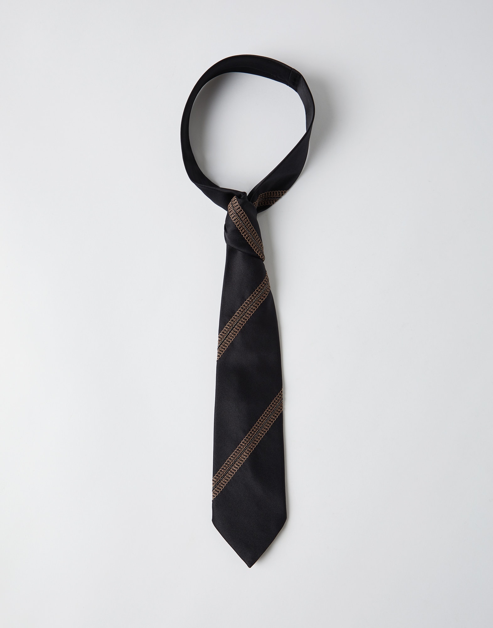 Cravate en soie rayure texturée