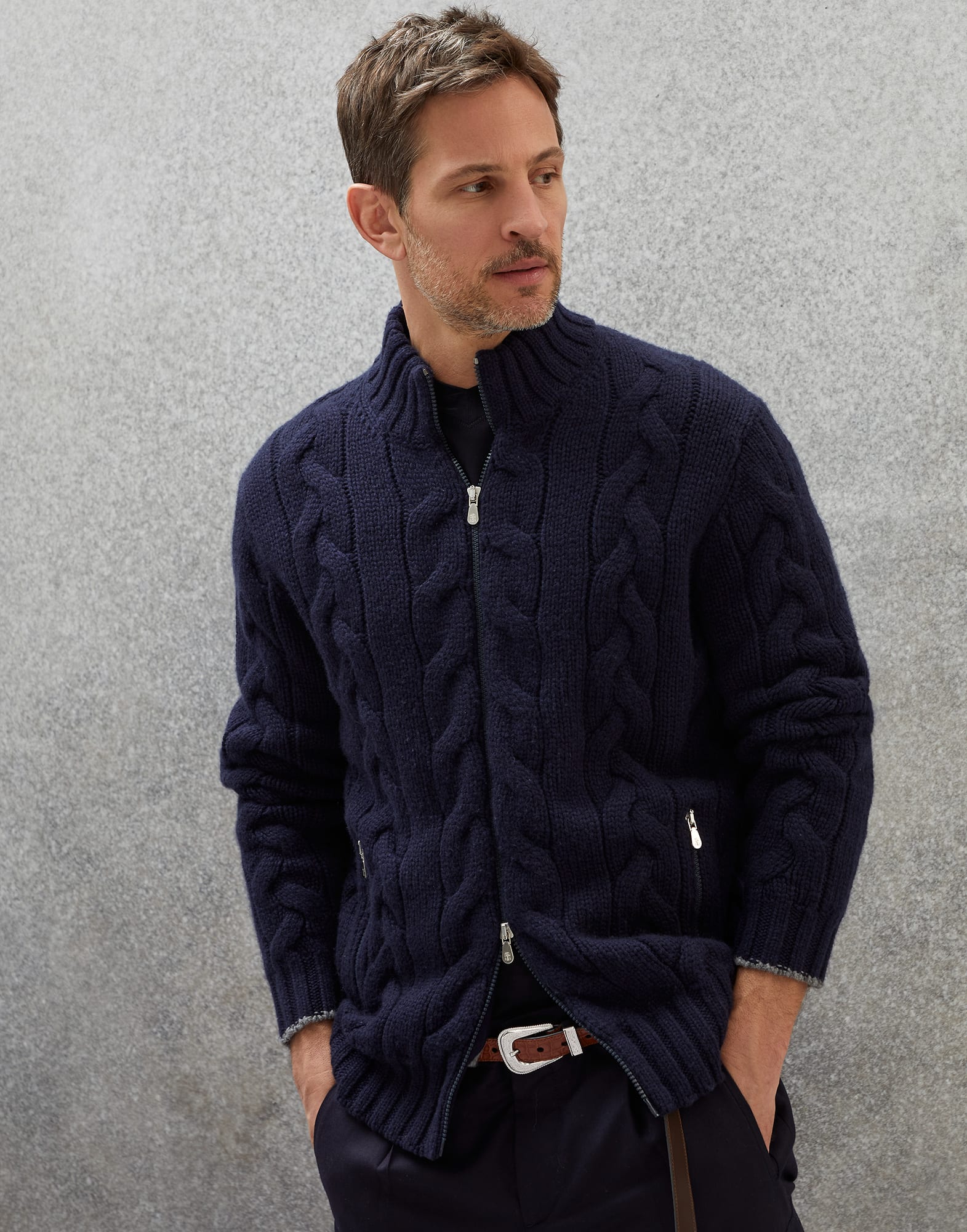 Cable knit cardigan (232MA237506C242507) for Man