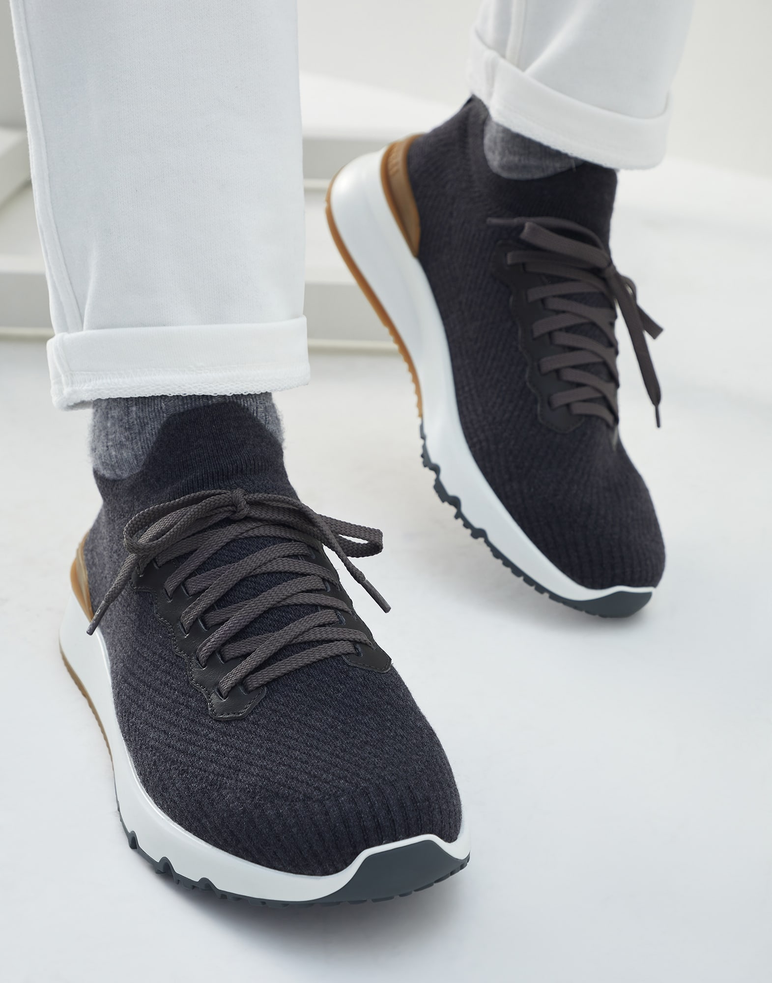 Knit runners (232MZUWLBO253) for Man | Brunello Cucinelli