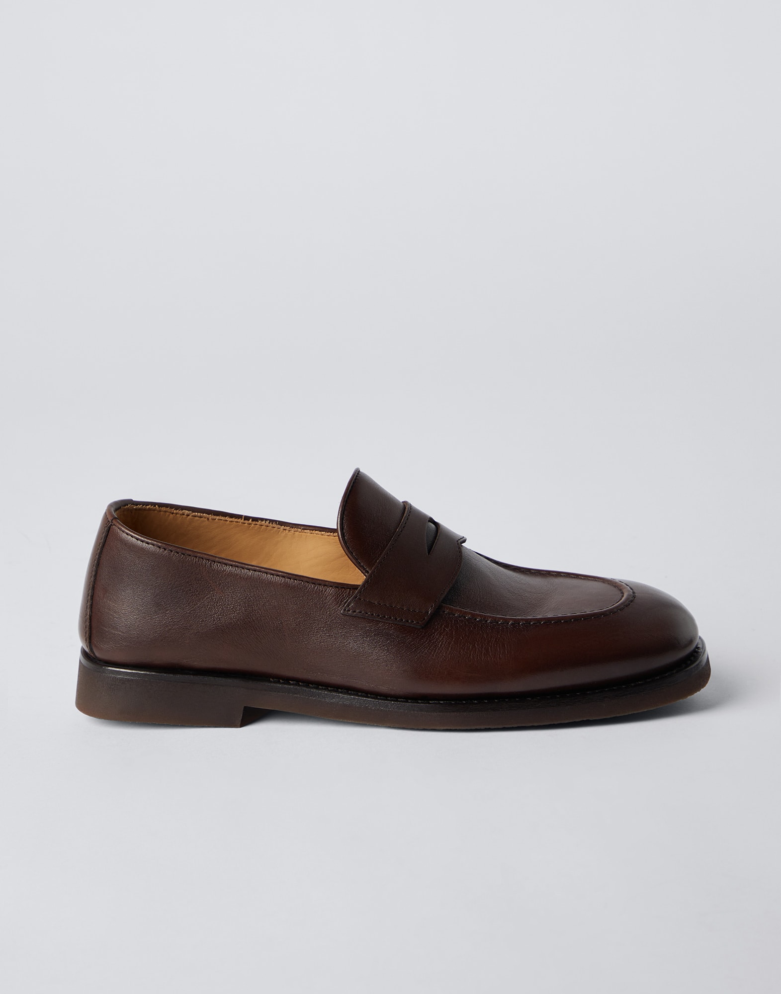Calfskin penny loafers (232MZUANTE880) for Man | Brunello Cucinelli