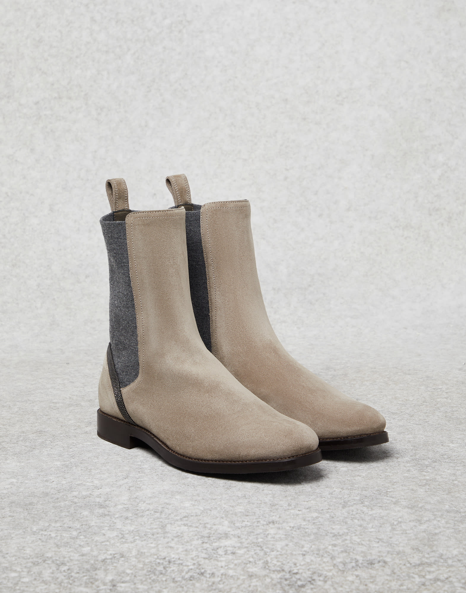 What color chelsea sales boots to get