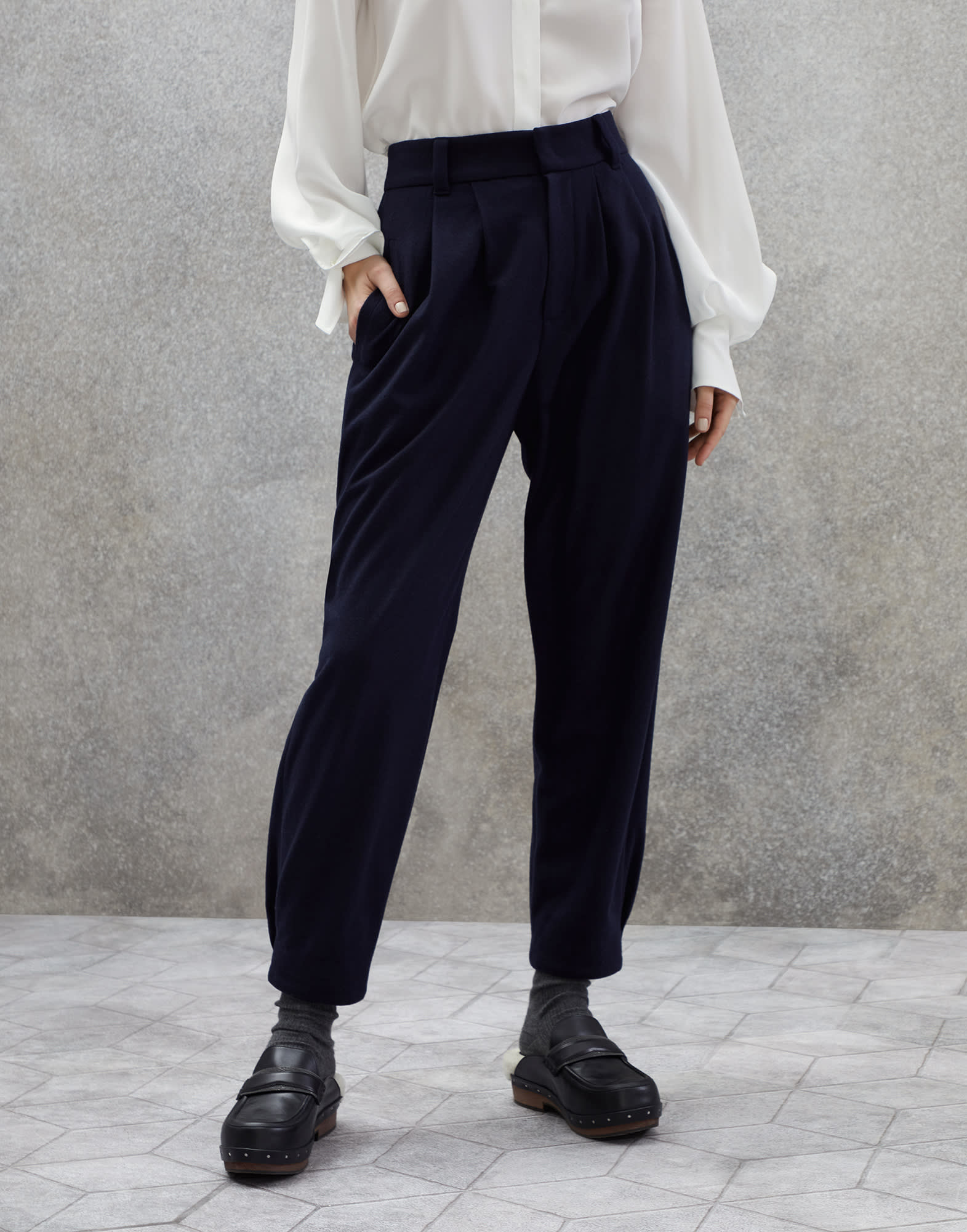 Tailored trousers (232ML896P7701C20105) for Woman