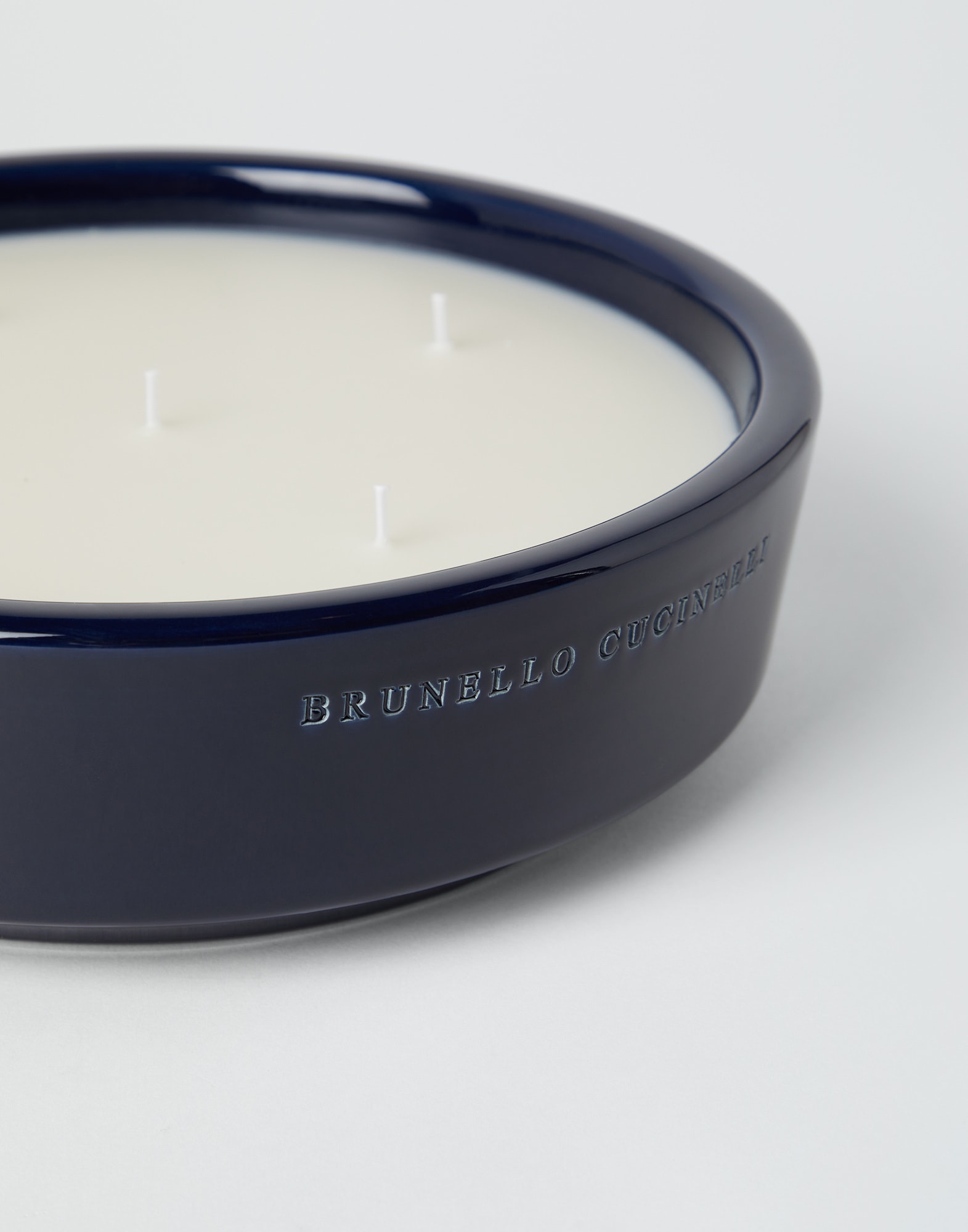 Brunello Cucinelli branded candle - Grey