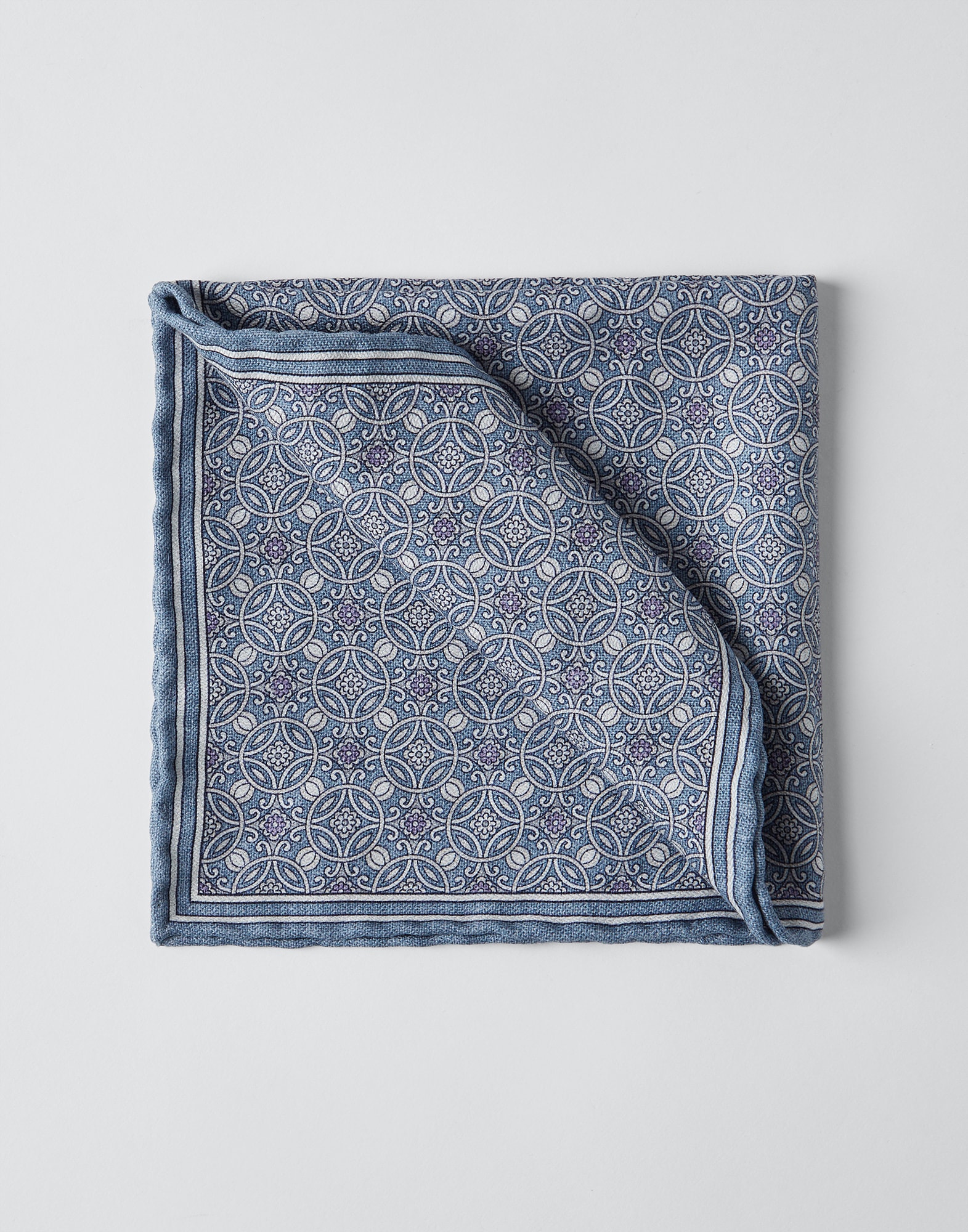 Double-face pocket square