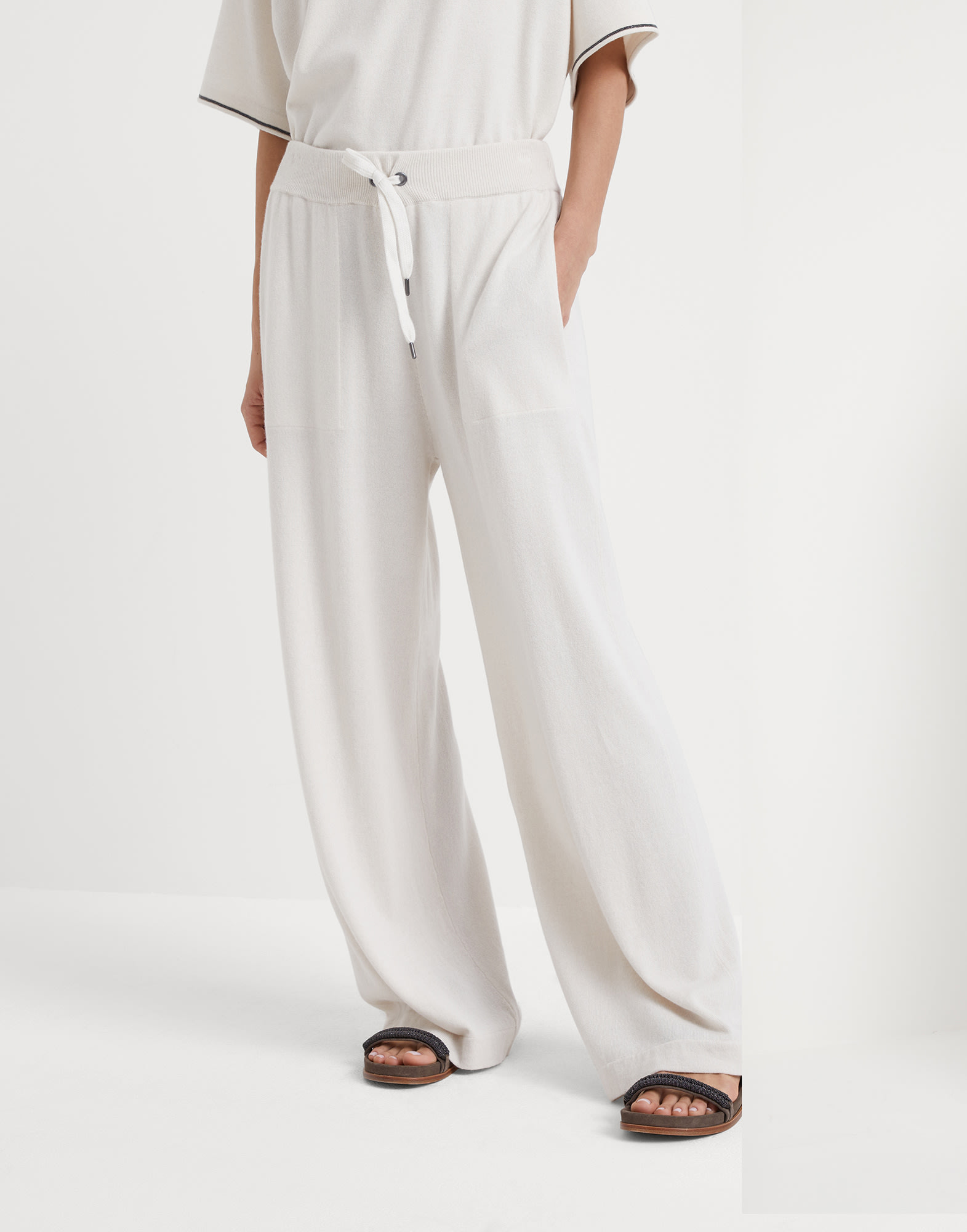 Alma knitted trousers - Beige - Women - Gina Tricot