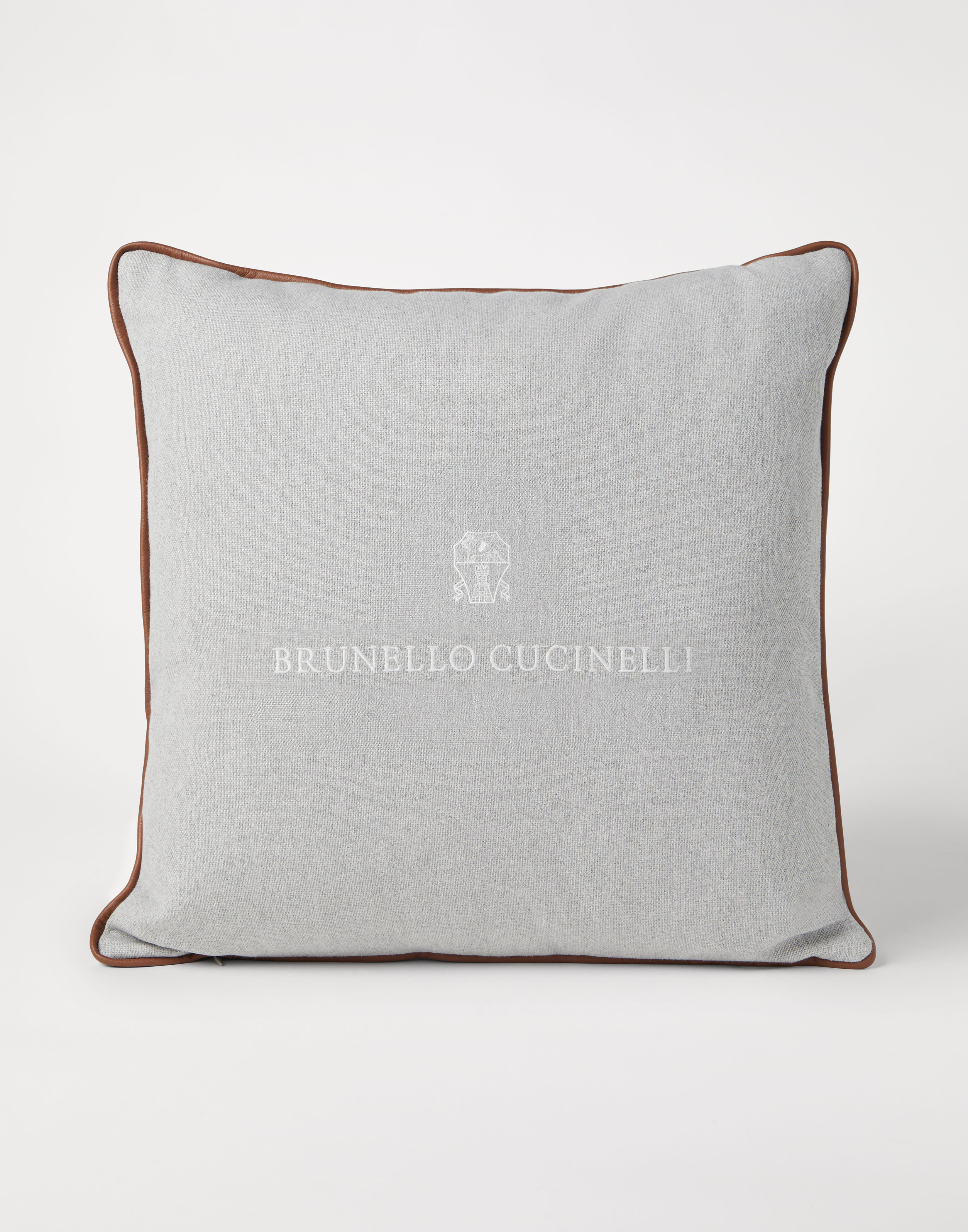 Großes Kissen aus Canvas Grau Lifestyle - Brunello Cucinelli
