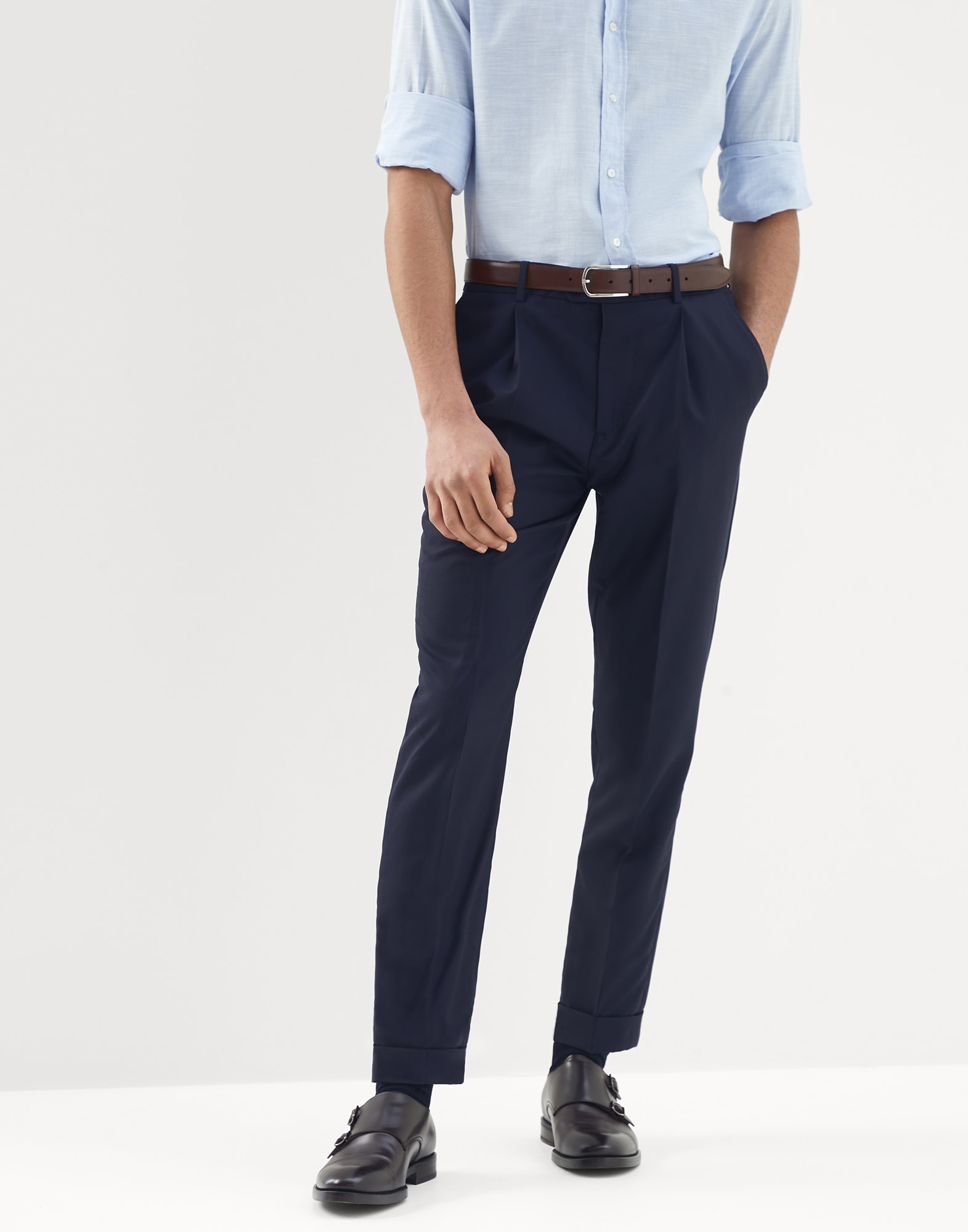 Leisure fit trousers with pleats Blue Man - Brunello Cucinelli