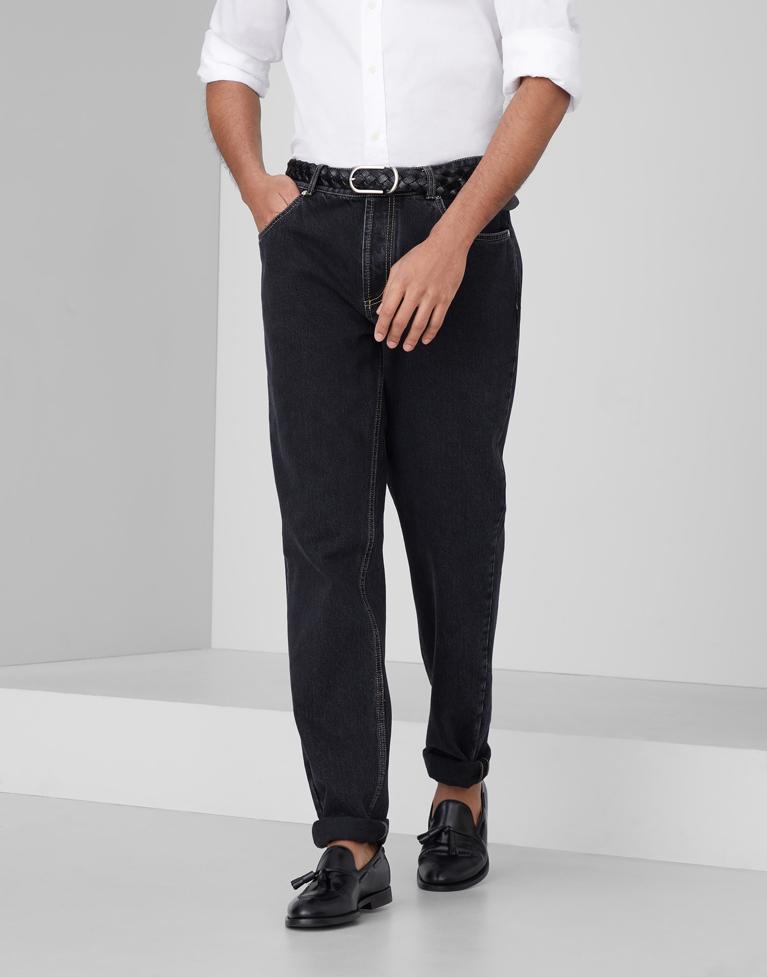 Traditional fit five-pocket trousers Black Man -
                        Brunello Cucinelli
                    