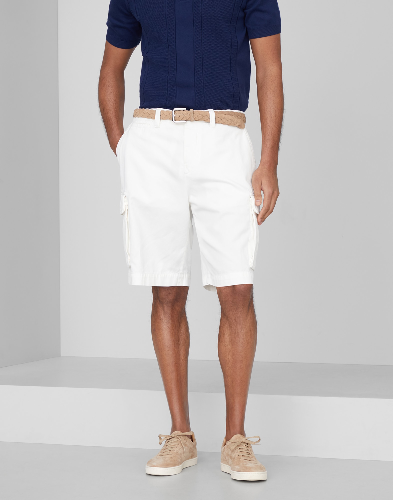 Bermuda shorts with cargo pockets