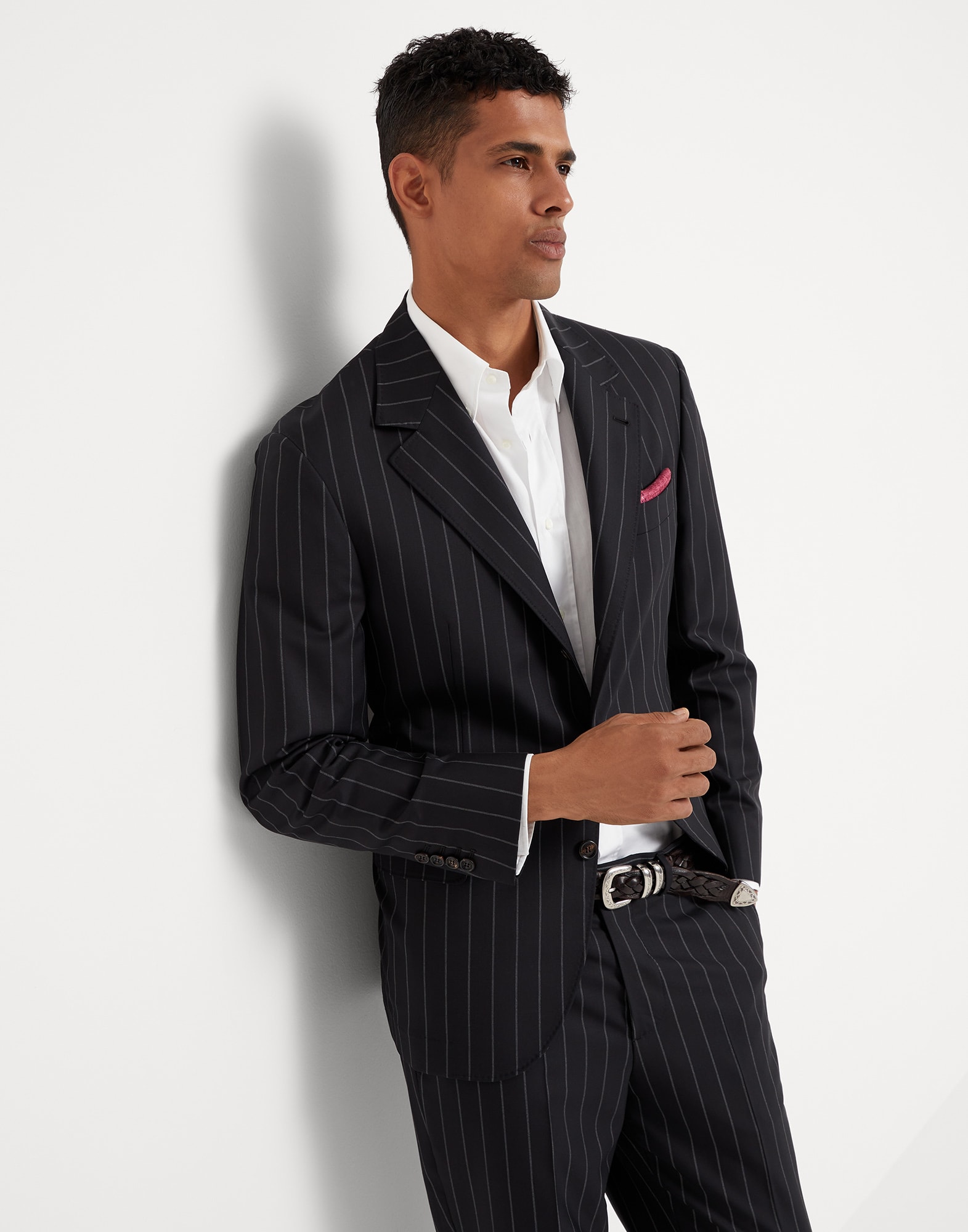 Chalk stripe blazer (241MG4657BTC) for Man | Brunello Cucinelli