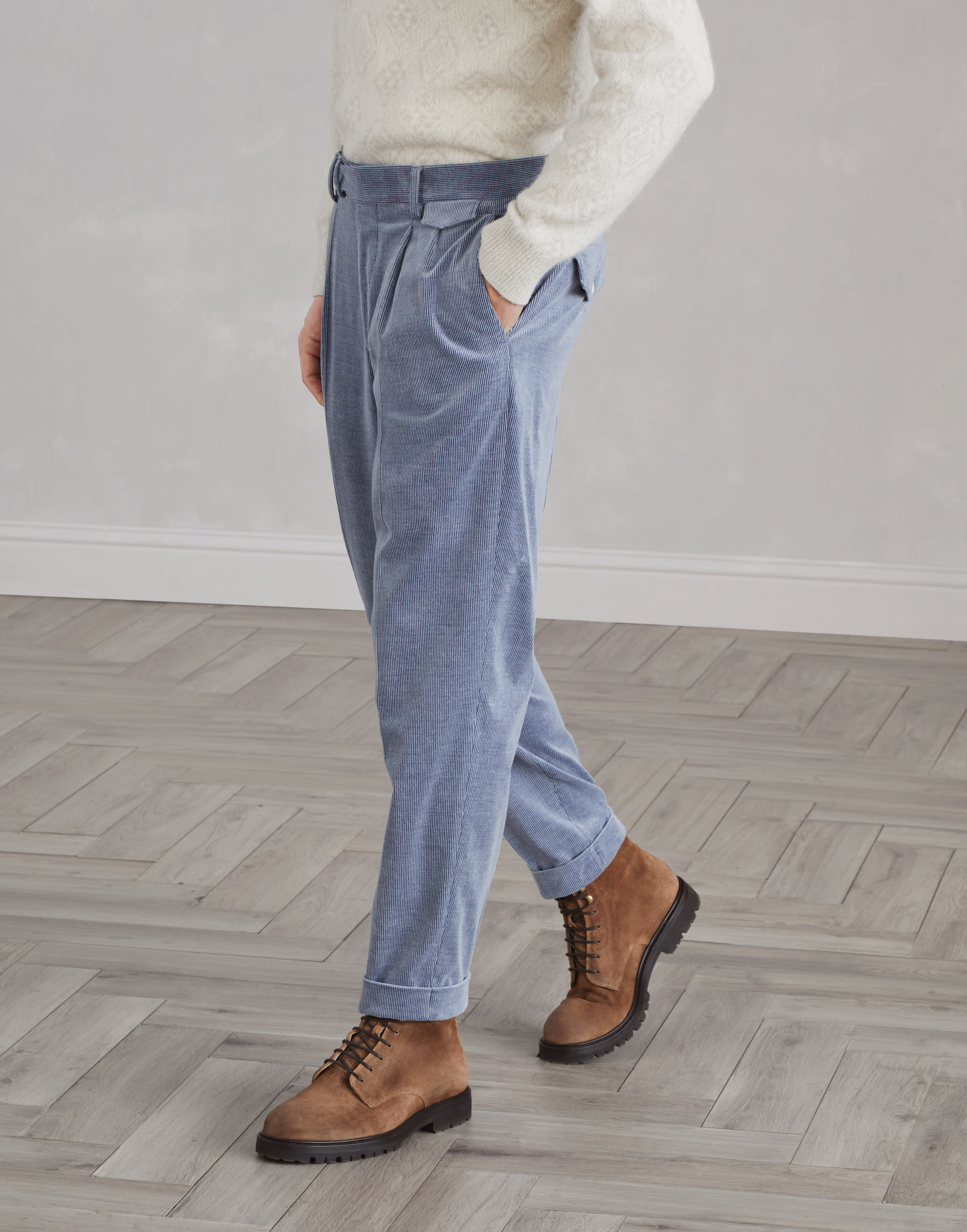 Corduroy leisure fit trousers