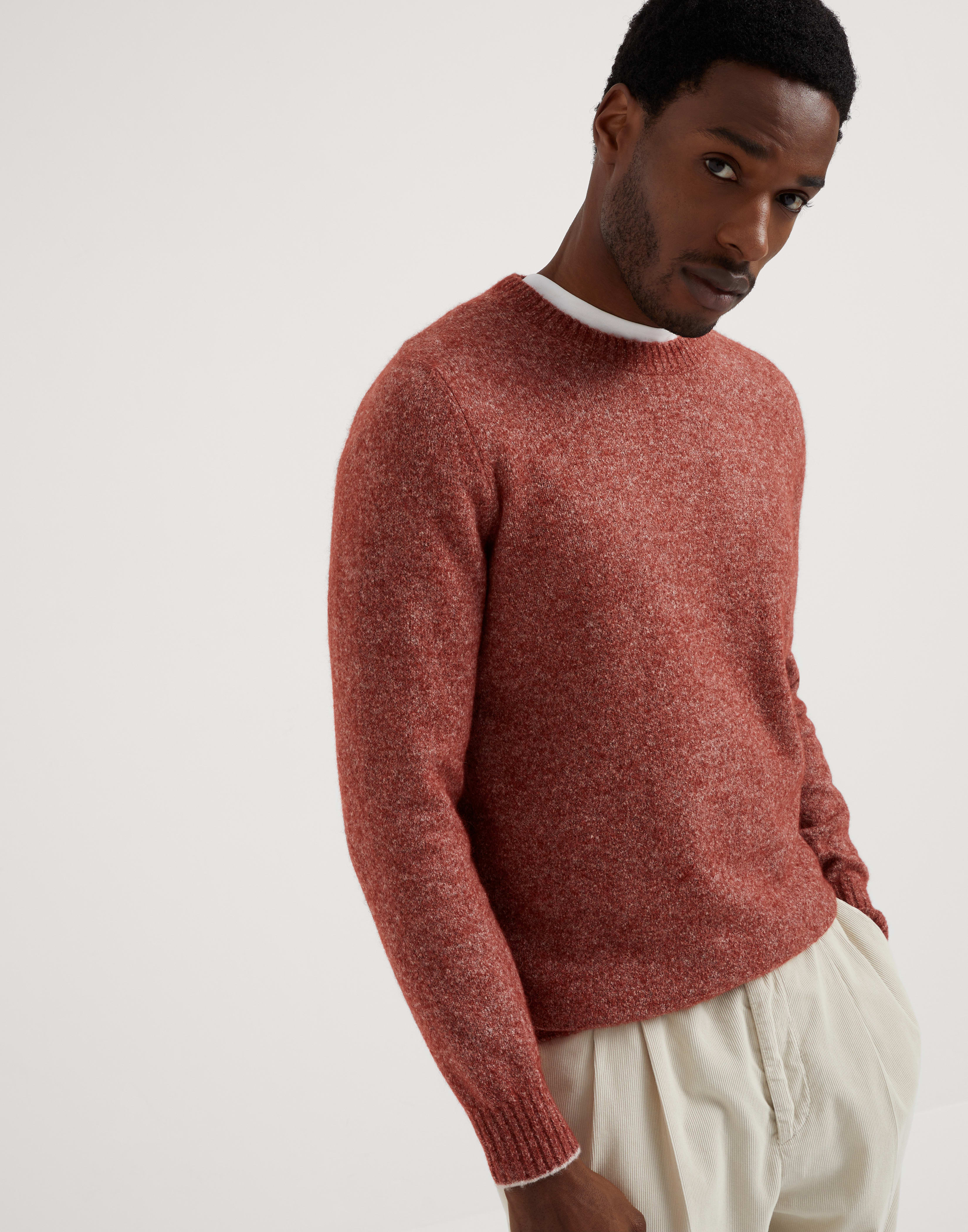 Knop yarn sweater